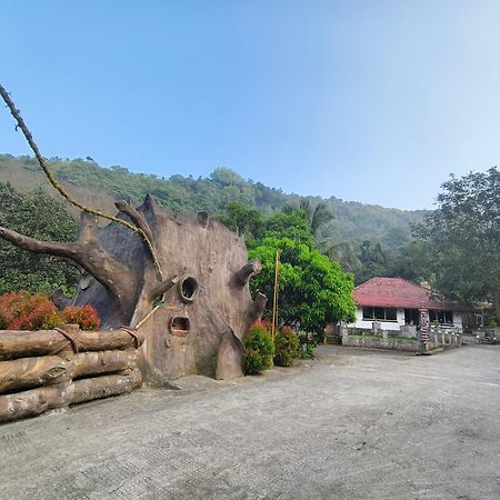 Forest And River Edge Resort Kannur Exterior photo